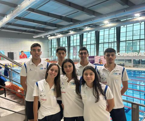 Nadadores do CNAL que participaram 